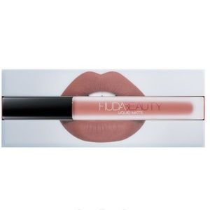 Huda beauty liquid matte